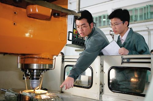 工科專業(yè)熱度風(fēng)云變幻 土木工程意外登頂，計(jì)算機(jī)類回歸理性